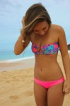 2012_07_pink-bikini-442724-383-583